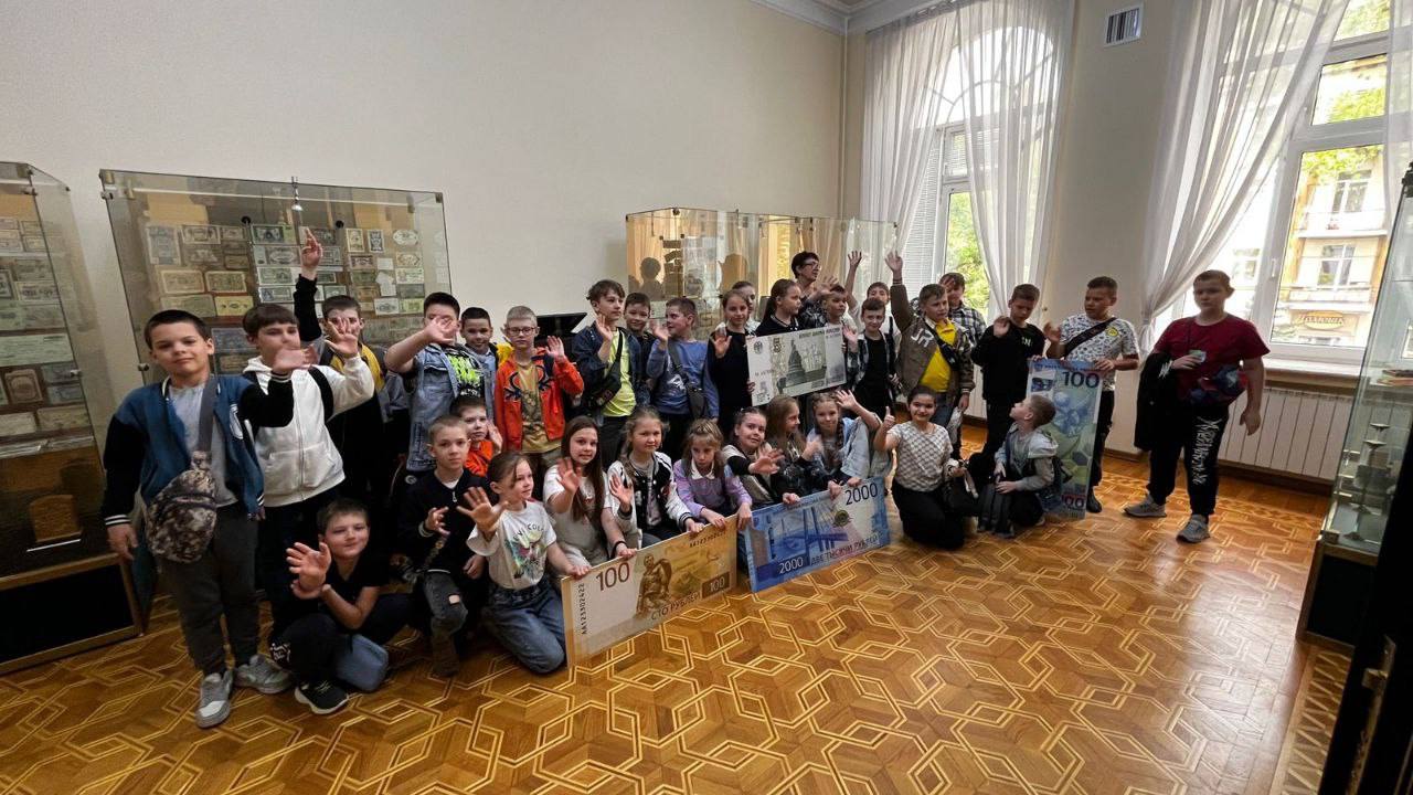 Экскурсия в музейно-экспозиционный фонд Центрального Банка Российской Федерации.